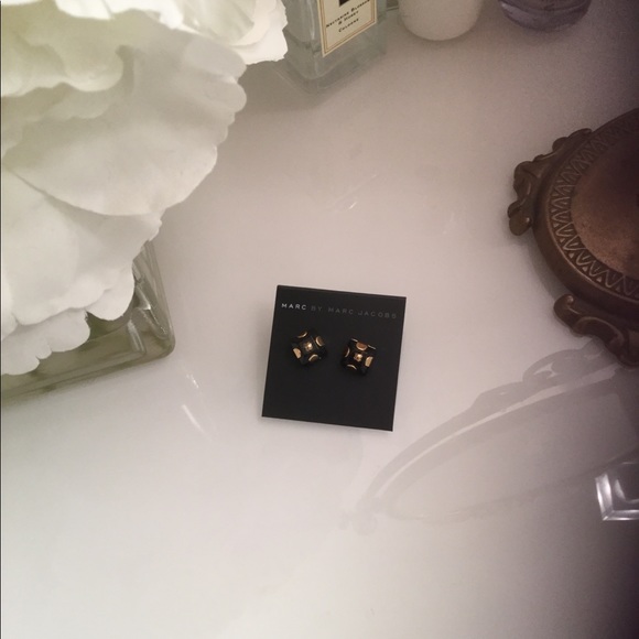 Marc Jacobs Earrings - Picture 2 of 6